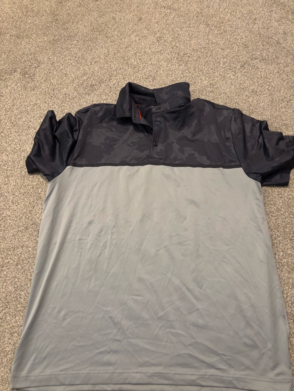 Under Armour Men’s Black and Light Gray Short-Sleeve Polo - Picture 8 of 8